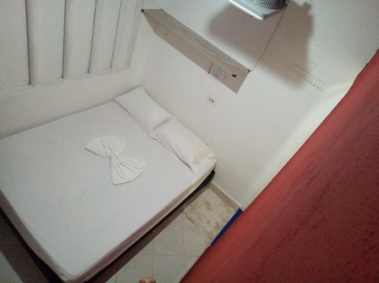 Hostal Sarita Villavieja Exteriör bild