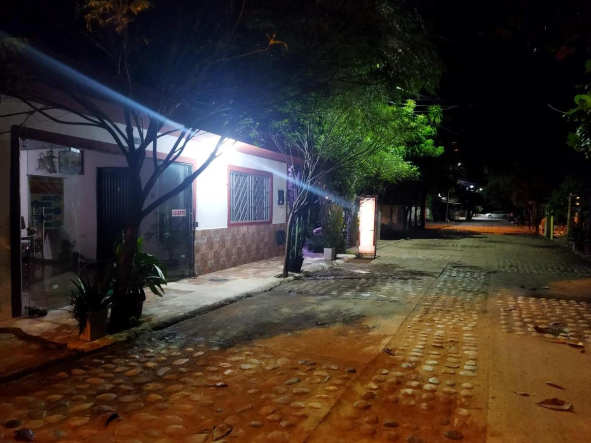 Hostal Sarita Villavieja Exteriör bild